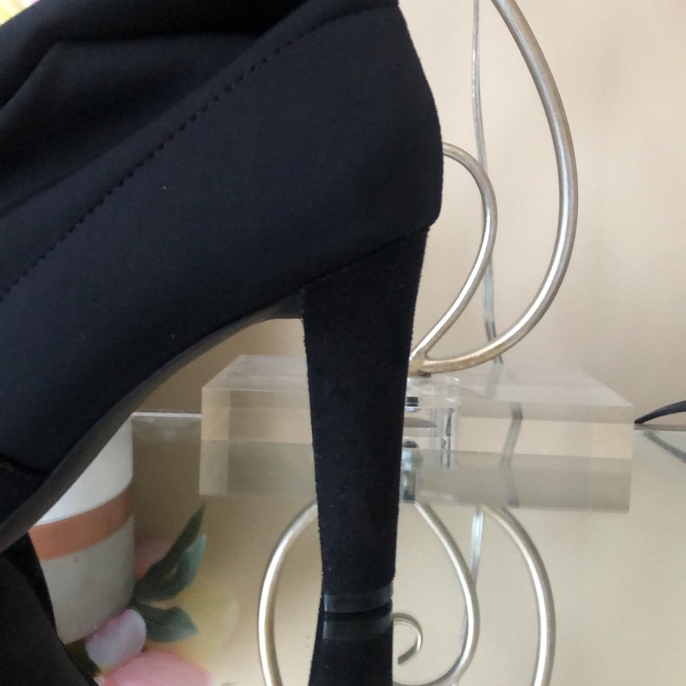 Brand New CHARLES by Charles David Over the knee Boots - Picture 8 of 17